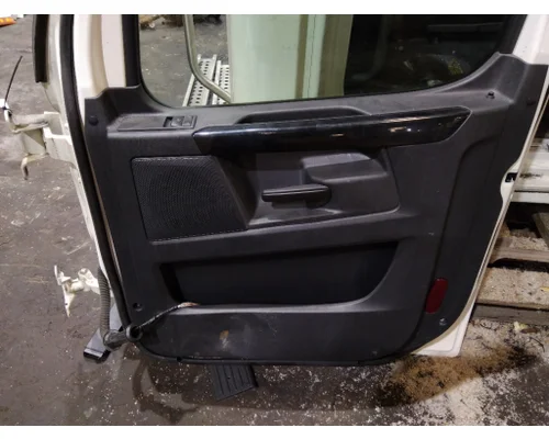 FREIGHTLINER CASCADIA 116 DOOR ASSEMBLY, FRONT