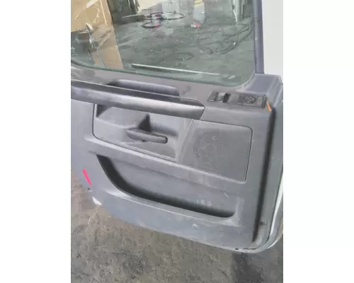 FREIGHTLINER CASCADIA 116 DOOR INTERIOR PANEL