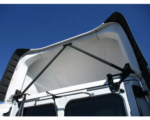 FREIGHTLINER CASCADIA 116 FAIRING, WIND DEFLECTOR ROOF