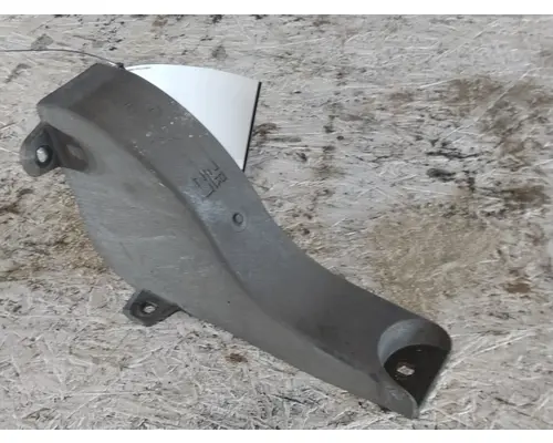 FREIGHTLINER CASCADIA 116 FAIRING BRACKETMOUNT