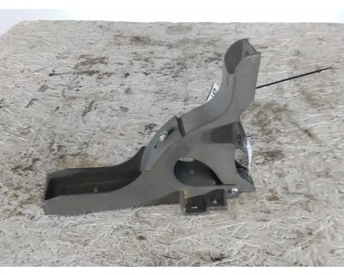 FREIGHTLINER CASCADIA 116 FAIRING BRACKETMOUNT