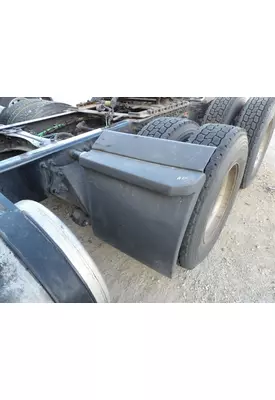 FREIGHTLINER CASCADIA 116 FENDER, QUARTER/HALF REAR