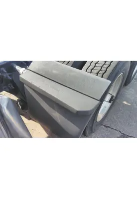 FREIGHTLINER CASCADIA 116 FENDER, QUARTER/HALF REAR