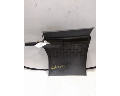 FREIGHTLINER CASCADIA 116 FENDER, QUARTERHALF REAR