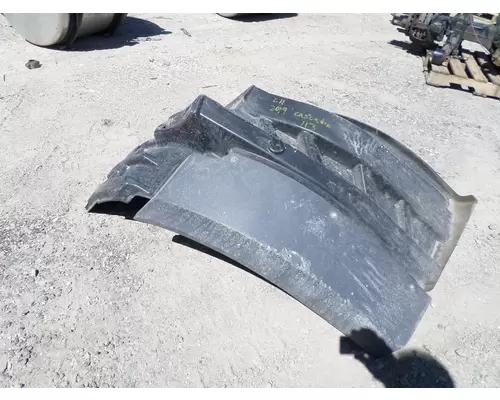 FREIGHTLINER CASCADIA 116 FENDER EXTENSION