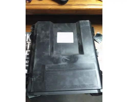 FREIGHTLINER CASCADIA 116 FUSE BOX