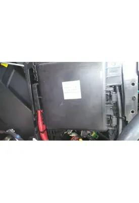 FREIGHTLINER CASCADIA 116 FUSE BOX