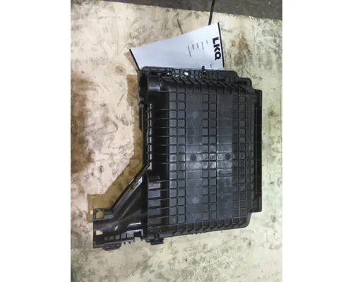 FREIGHTLINER CASCADIA 116 FUSE BOX