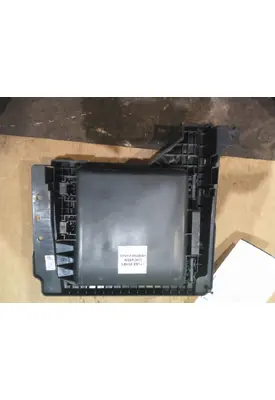 FREIGHTLINER CASCADIA 116 FUSE BOX