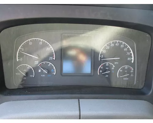 FREIGHTLINER CASCADIA 116 GAUGE CLUSTER