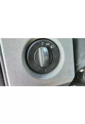 FREIGHTLINER CASCADIA 116 HEADLAMP SWITCH