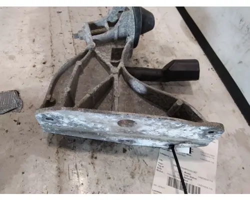 FREIGHTLINER CASCADIA 116 HOOD BRACKET