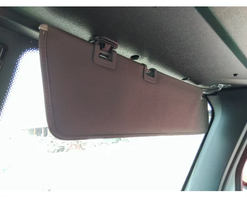 FREIGHTLINER CASCADIA 116 INTERIOR SUN VISOR