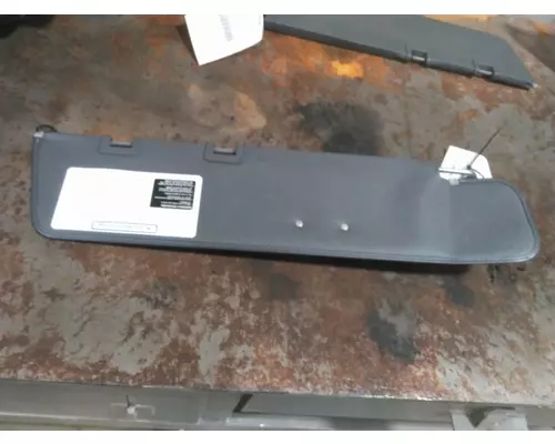 FREIGHTLINER CASCADIA 116 INTERIOR SUN VISOR