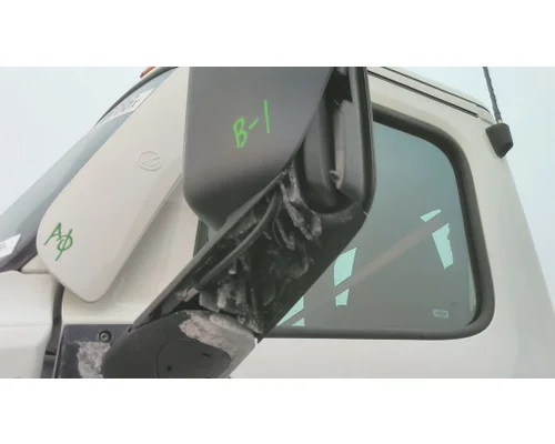 FREIGHTLINER CASCADIA 116 MIRROR ASSEMBLY CABDOOR