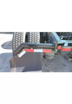 FREIGHTLINER CASCADIA 116 MUD FLAP HANGER