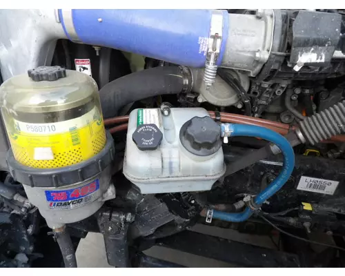 FREIGHTLINER CASCADIA 116 POWER STEERING RESERVOIR