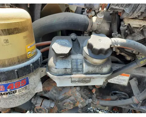 FREIGHTLINER CASCADIA 116 POWER STEERING RESERVOIR