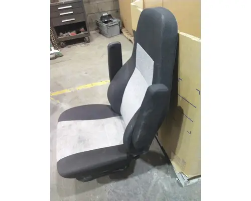 FREIGHTLINER CASCADIA 116 SEAT, FRONT