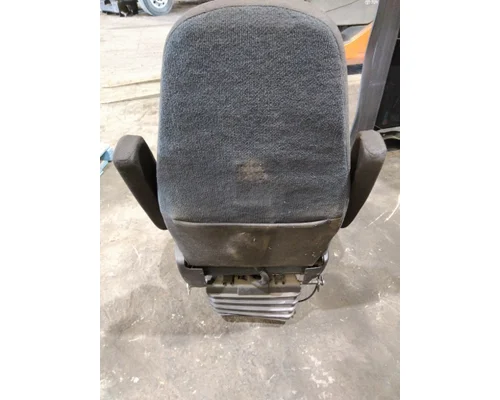 FREIGHTLINER CASCADIA 116 SEAT, FRONT