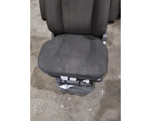 FREIGHTLINER CASCADIA 116 SEAT, FRONT