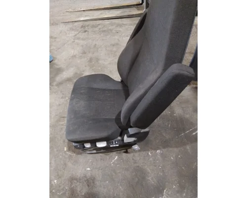 FREIGHTLINER CASCADIA 116 SEAT, FRONT