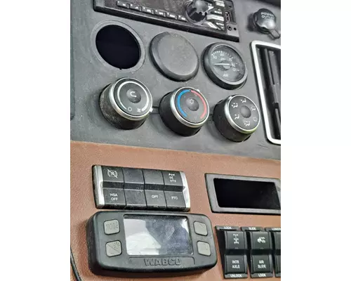 FREIGHTLINER CASCADIA 116 TEMPERATURE CONTROL