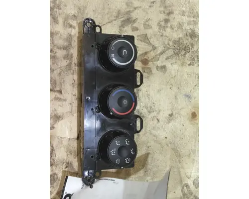 FREIGHTLINER CASCADIA 116 TEMPERATURE CONTROL