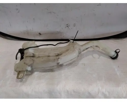 FREIGHTLINER CASCADIA 116 WINDSHIELD WASHER RESERVOIR