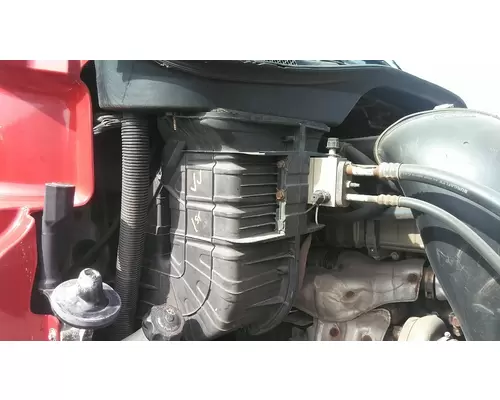 FREIGHTLINER CASCADIA 123 AIR INTAKE