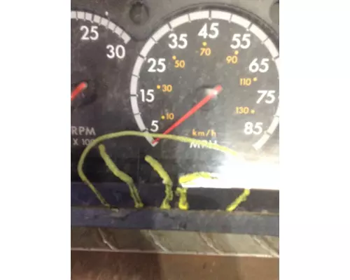 FREIGHTLINER CASCADIA 123 GAUGE CLUSTER