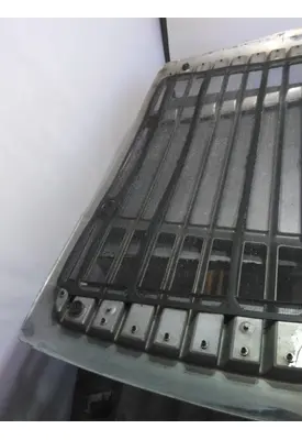 FREIGHTLINER CASCADIA 125 2007-2018 GRILLE