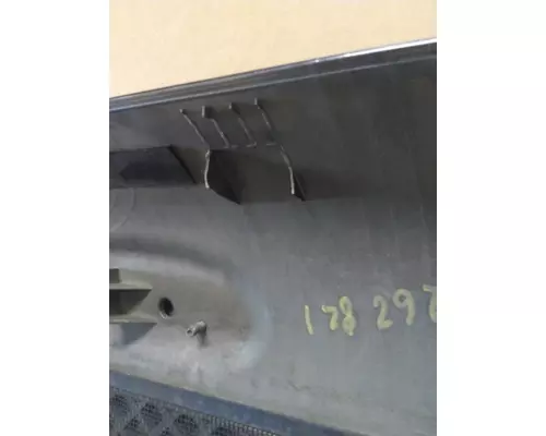 FREIGHTLINER CASCADIA 125 2008-2015 GRILLE