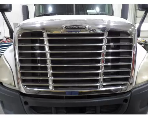 FREIGHTLINER CASCADIA 125 2008-2015 GRILLE
