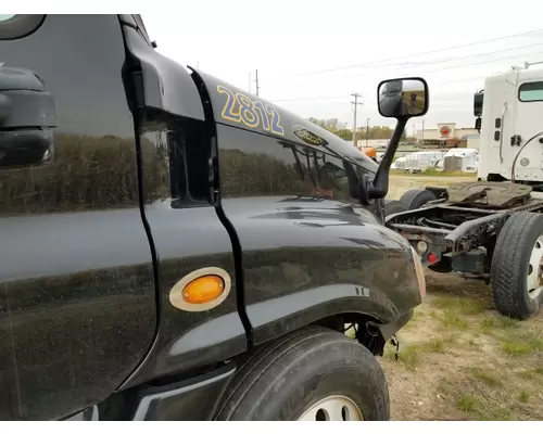 FREIGHTLINER CASCADIA 125 2008-2020 HOOD