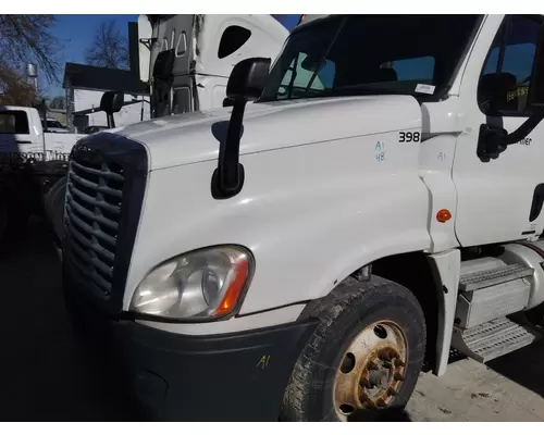FREIGHTLINER CASCADIA 125 2008-2020 HOOD