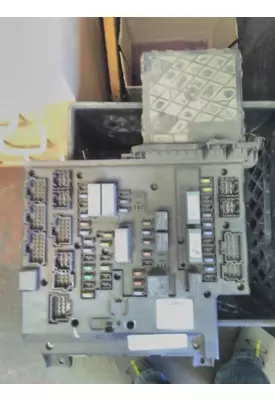 FREIGHTLINER CASCADIA 125 2018-UP FUSE BOX
