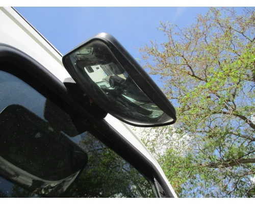 FREIGHTLINER CASCADIA 125 2018-UP MIRROR LOOK DOWN