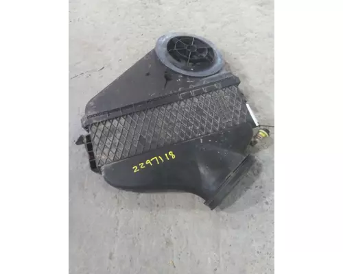 FREIGHTLINER CASCADIA 125 2018UP AIR CLEANER