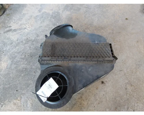 FREIGHTLINER CASCADIA 125 2018UP AIR CLEANER