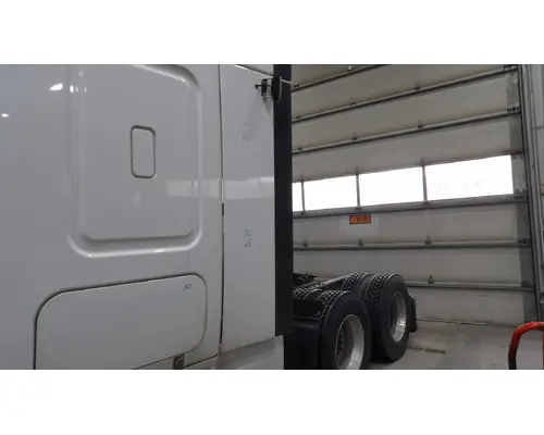 FREIGHTLINER CASCADIA 125 2018UP CAB EXTENSION