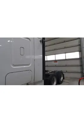 FREIGHTLINER CASCADIA 125 2018UP CAB EXTENSION