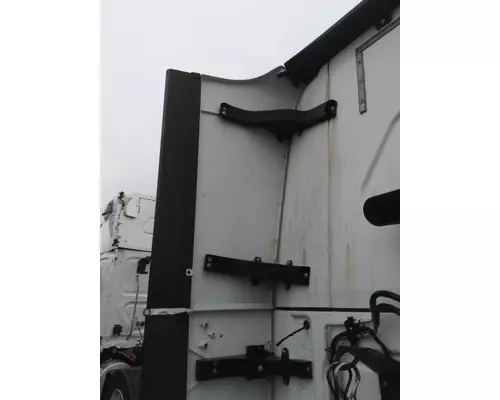 FREIGHTLINER CASCADIA 125 2018UP CAB EXTENSION