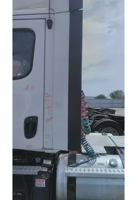 FREIGHTLINER CASCADIA 125 2018UP CAB EXTENSION