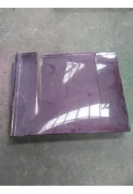 FREIGHTLINER CASCADIA 125 2018UP CAB SKIRT/SIDE FAIRING