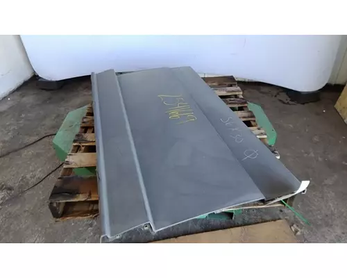 FREIGHTLINER CASCADIA 125 2018UP CAB SKIRTSIDE FAIRING