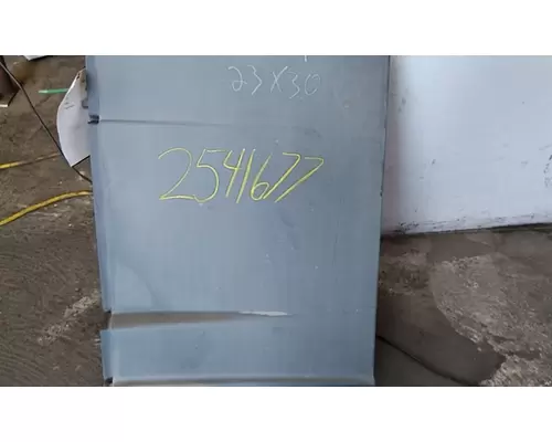 FREIGHTLINER CASCADIA 125 2018UP CAB SKIRTSIDE FAIRING