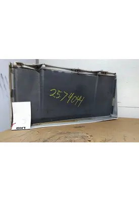 FREIGHTLINER CASCADIA 125 2018UP CAB SKIRT/SIDE FAIRING