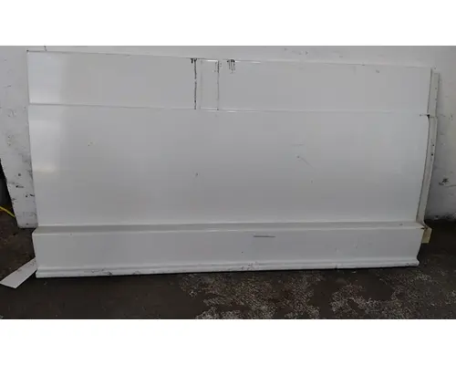 FREIGHTLINER CASCADIA 125 2018UP CAB SKIRTSIDE FAIRING