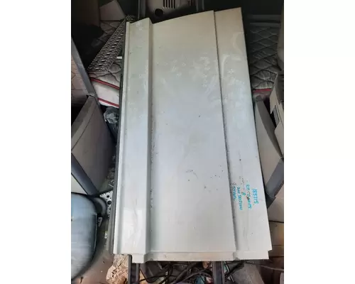 FREIGHTLINER CASCADIA 125 2018UP CAB SKIRTSIDE FAIRING